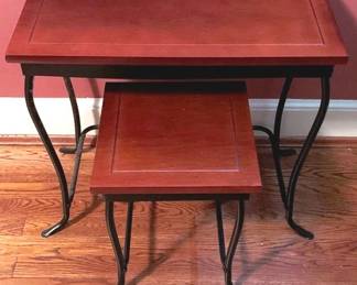 347 - 2 Nesting Tables - 21" x 24" x 12"