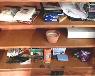 332 - Cabinet Lot (3 Shelves)
