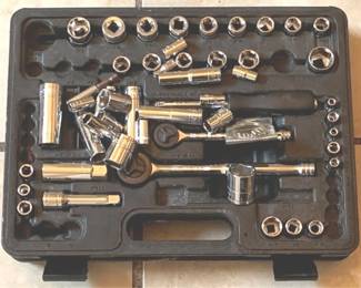 40 - Tool Kit with Case - 3" x 14" x 10"