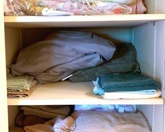 249 - 3 Shelf Lot