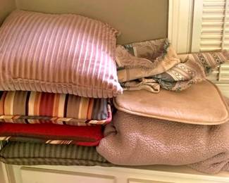 297 - Lot of Pillows & Linens