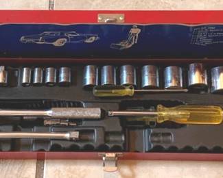 32 - Metal Tool Kit - 2" x 18" x 5.5"