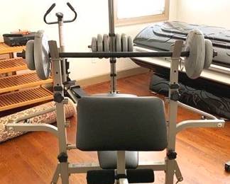 204 - Auto Bench MX Model WM101 - 80" x 80" x 54"