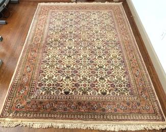 203 - Rug - 100" x 70"