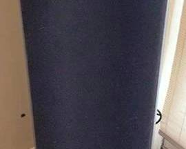418 - B&W DM605 S2 Speaker - 40" x10" x 15" You are buying a used as-is electric/electronic item. We do not guarantee all components are present, and if it is not expressly stated, it is untested.