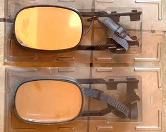 33 - 2 Side View Mirrors