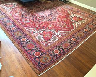 301 - Large Rug - 122" x 152"