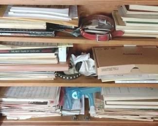 333 - Cabinet Lot (3 Shelves)