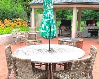 312 - 6 piece Outdoor Patio Set w/ umbrella 5 Chairs - 33" x 24" x 18" - it appears 1 chairs needs repaired Wooden Table - 29" x 60"