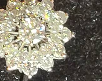 Gorgeous 14K and Diamonds ring