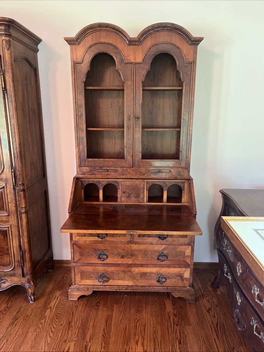 Double Bonnet Bull Secretary Made in Italy