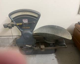 Unique, vintage Toledo produce scale
