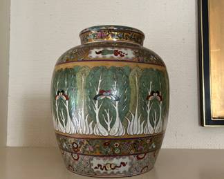 Beautiful vintage urn with lid