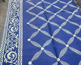 Outdoor rug (as is)