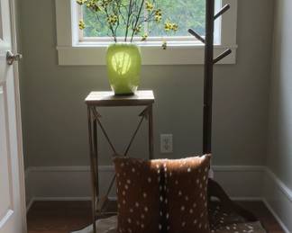 Small area rug and decor