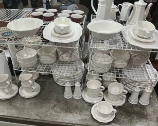 Pfaltzgraff Heritage dishes