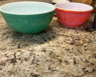 Pyrex mixing bowls