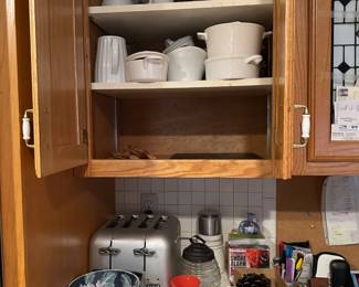 White Dishes, Toaster