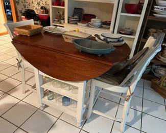 Table & Chairs