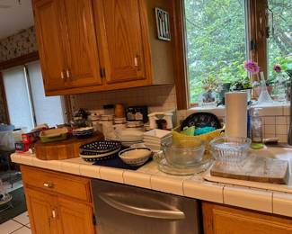 Kitchenwares, Large Round Cutting Board