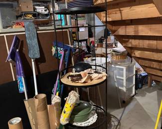 Iron Wine / Beverage Stand