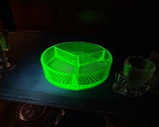 Uranium / Vaseline glass