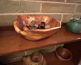 Wooden bowls / dishes