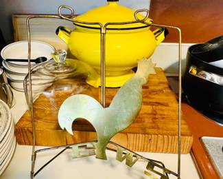 Yellow tureen is calling your name!