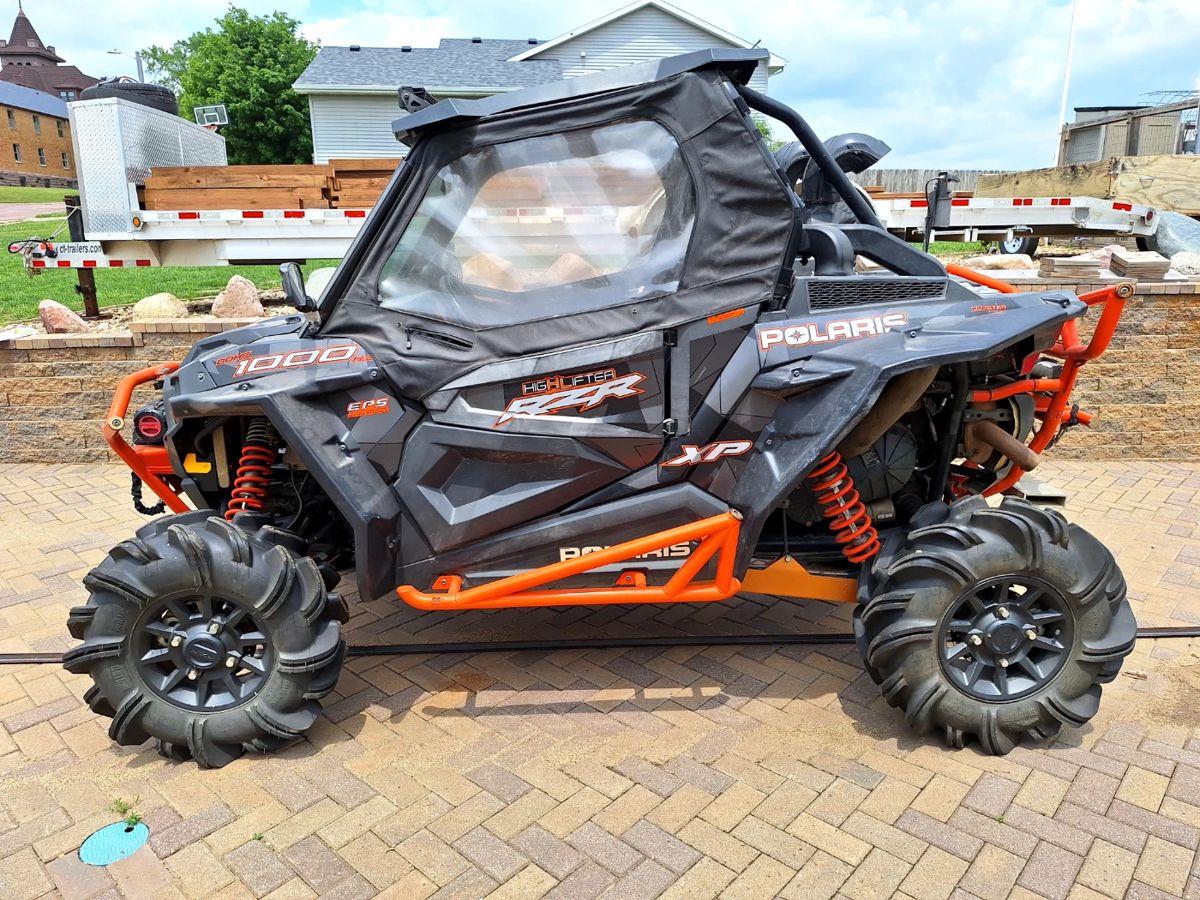 001 2018 Polaris RZRXP1000 Highlifter PLUS 2 extra sets of tires, PLUS snowblade attachment and extras