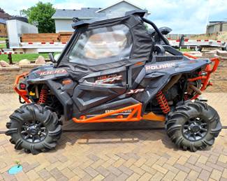 001 2018 Polaris RZRXP1000 Highlifter PLUS 2 extra sets of tires, PLUS snowblade attachment and extras