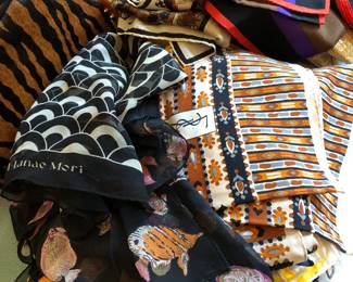 designer scarfs