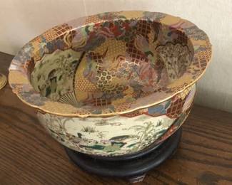 Antique Asian Satsuma foot bath