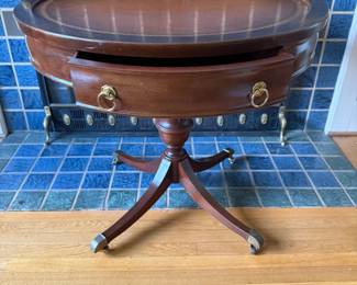 Federal Style Round (Drum) Table with Leather Inset Top with Drawer Open
