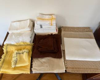 Small Square Table Cloth with matching Cloth napkins, Cloth Napkins and Place Mats.
