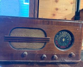 Vintage American Bosch Tube Radio - Model 620 for Parts or Restoration