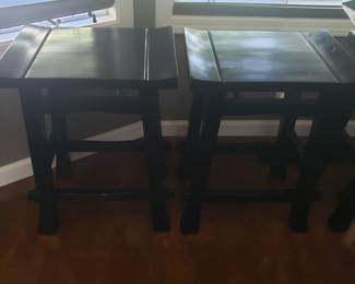 4 stools cabinet height