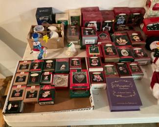 HALLMARK ORNAMENTS