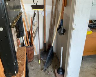 GARDEN TOOLS