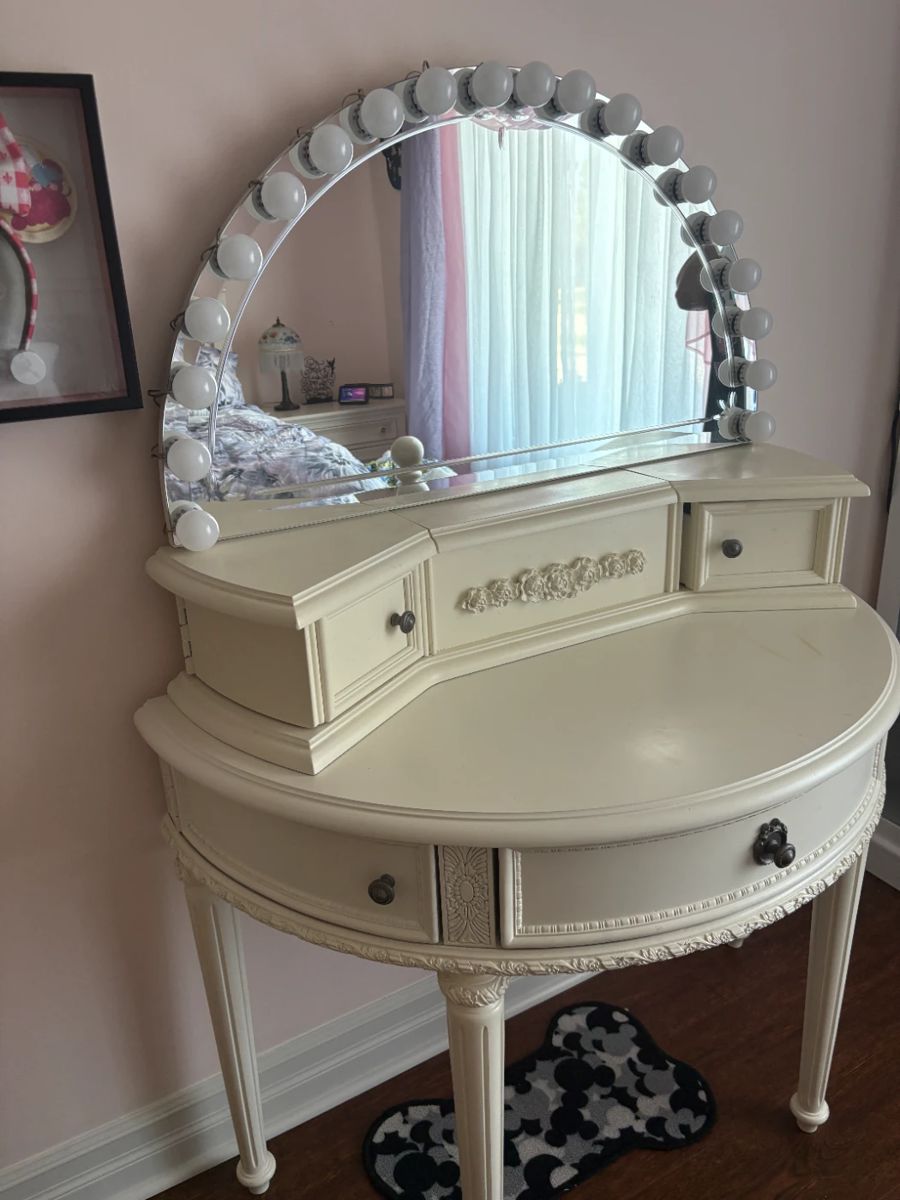 . . . the cutest vanity I have ever seen