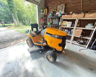 $1300 OBO Cub Cadet XT1 Enduro Series 42" , 126.70 hours 