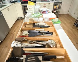 utensils , kitchenware, airfryer 