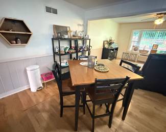 dining table with 4 chairs 