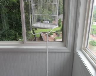 Metal birdcage