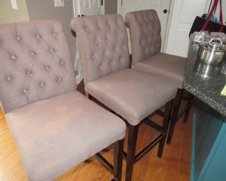 3 Counter stools