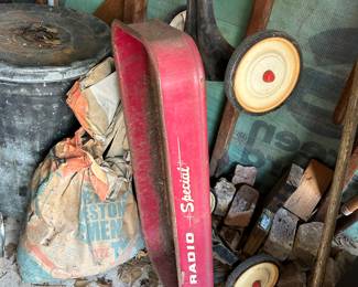 Radio flyer wagon