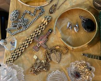 1980 costume jewelry