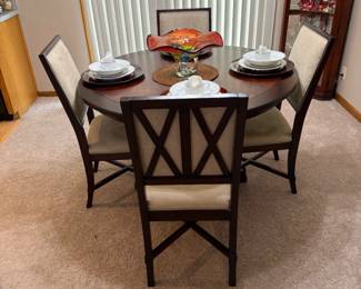 American Signature Round Dining Room Table