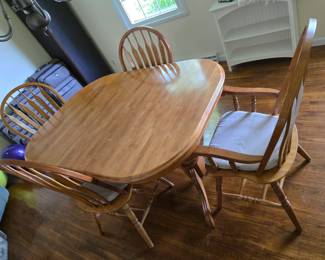 Dining Room Table and Chairs