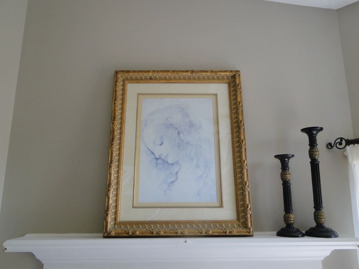 Art and decorative items abound