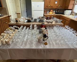 Miscellaneous glassware